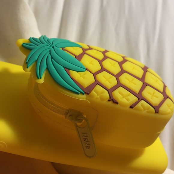 Pineapple phone case iPhone 11 - Picture 3 of 4